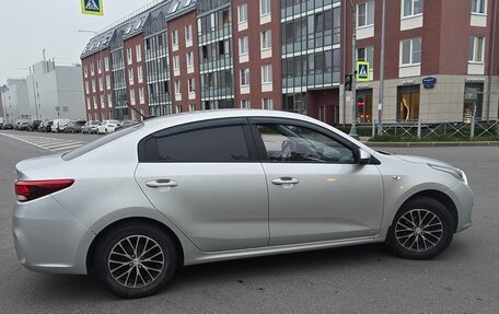 KIA Rio IV, 2020 год, 1 400 000 рублей, 2 фотография