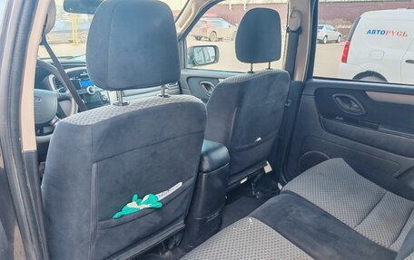 Ford Escape II, 2009 год, 800 000 рублей, 8 фотография