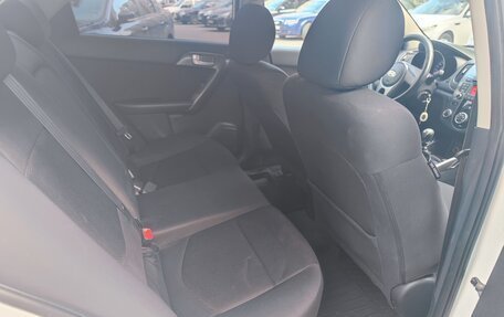 KIA Cerato III, 2010 год, 800 000 рублей, 10 фотография
