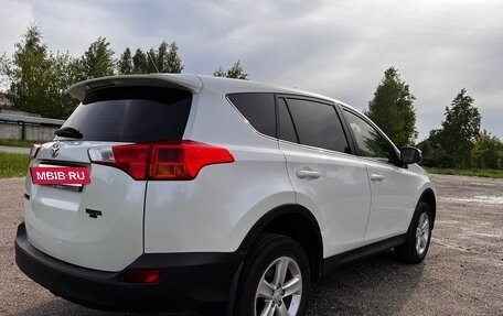 Toyota RAV4, 2013 год, 1 620 000 рублей, 6 фотография