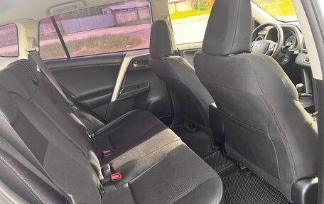 Toyota RAV4, 2013 год, 1 620 000 рублей, 10 фотография