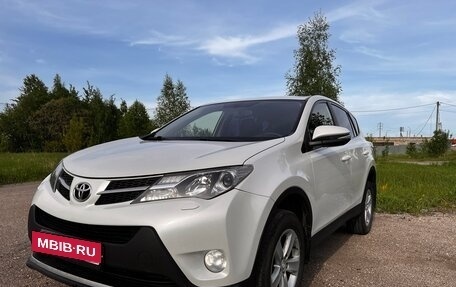 Toyota RAV4, 2013 год, 1 620 000 рублей, 3 фотография
