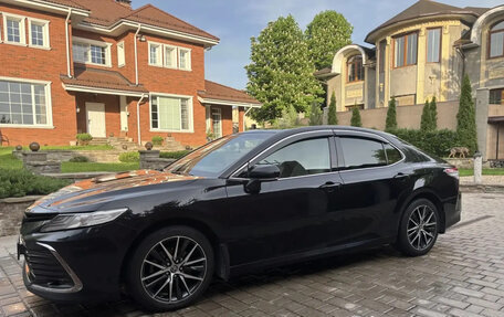 Toyota Camry, 2021 год, 3 000 000 рублей, 4 фотография