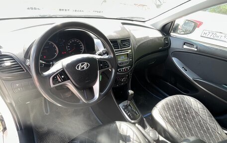 Hyundai Solaris II рестайлинг, 2016 год, 500 000 рублей, 12 фотография