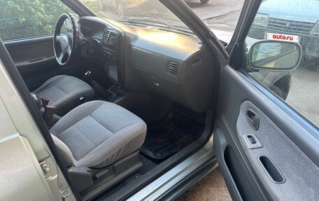KIA Sportage IV рестайлинг, 2004 год, 250 000 рублей, 10 фотография