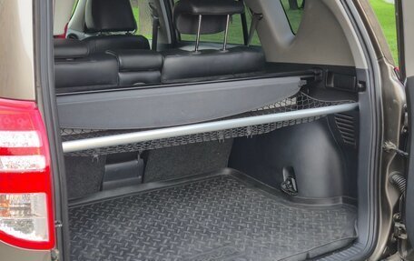 Toyota RAV4, 2010 год, 1 640 000 рублей, 2 фотография