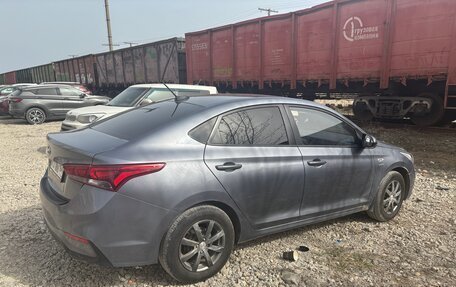 Hyundai Solaris II рестайлинг, 2019 год, 1 295 000 рублей, 3 фотография