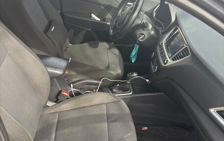 Hyundai Solaris II рестайлинг, 2019 год, 1 295 000 рублей, 7 фотография