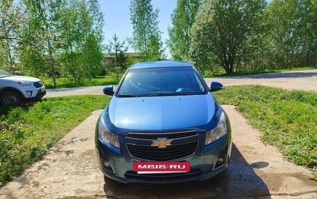 Chevrolet Cruze II, 2014 год, 810 000 рублей, 2 фотография