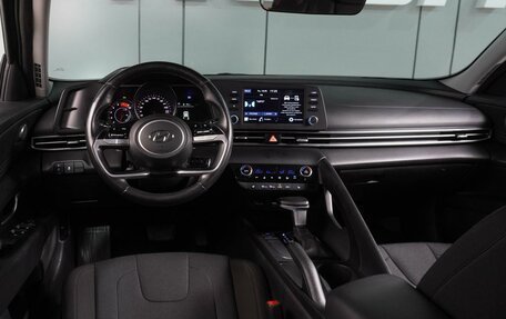 Hyundai Elantra, 2022 год, 2 099 000 рублей, 6 фотография