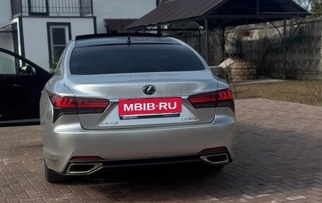 Lexus LS IV, 2022 год, 12 300 000 рублей, 3 фотография