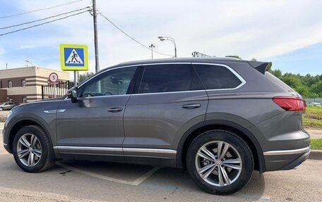 Volkswagen Touareg III, 2019 год, 5 300 000 рублей, 8 фотография