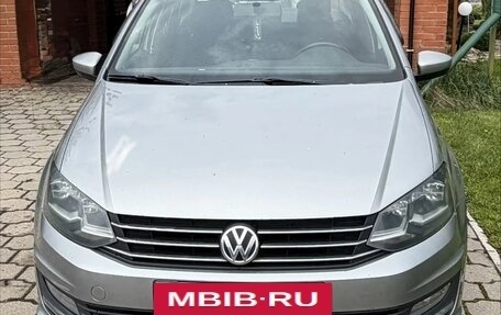 Volkswagen Polo VI (EU Market), 2018 год, 1 350 000 рублей, 2 фотография