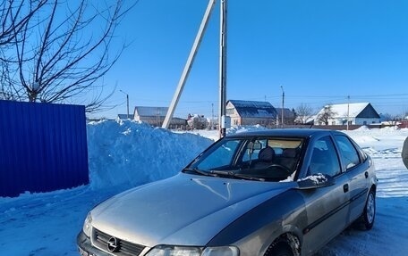 Opel Vectra B рестайлинг, 1996 год, 75 000 рублей, 3 фотография
