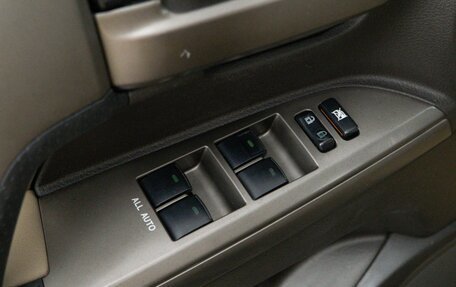 Toyota Land Cruiser 200, 2010 год, 3 180 046 рублей, 15 фотография