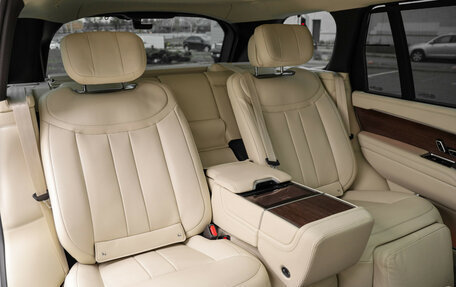 Land Rover Range Rover IV рестайлинг, 2023 год, 19 100 000 рублей, 32 фотография