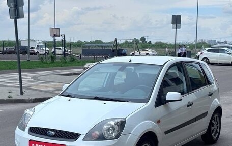 Ford Fiesta, 2006 год, 400 000 рублей, 1 фотография