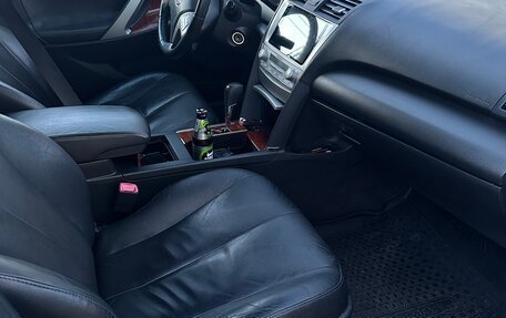 Toyota Camry, 2010 год, 1 130 000 рублей, 2 фотография