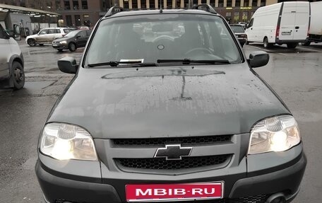 Chevrolet Niva I рестайлинг, 2010 год, 400 000 рублей, 1 фотография