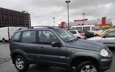 Chevrolet Niva I рестайлинг, 2010 год, 400 000 рублей, 4 фотография