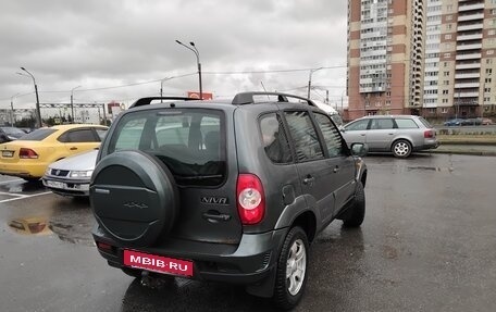 Chevrolet Niva I рестайлинг, 2010 год, 400 000 рублей, 2 фотография