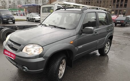 Chevrolet Niva I рестайлинг, 2010 год, 400 000 рублей, 5 фотография