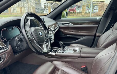 BMW 7 серия, 2016 год, 3 490 000 рублей, 11 фотография