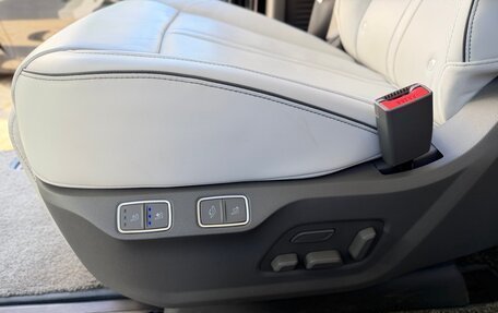 Hyundai Staria, 2024 год, 7 700 000 рублей, 15 фотография