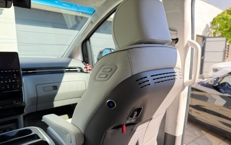 Hyundai Staria, 2024 год, 7 700 000 рублей, 18 фотография
