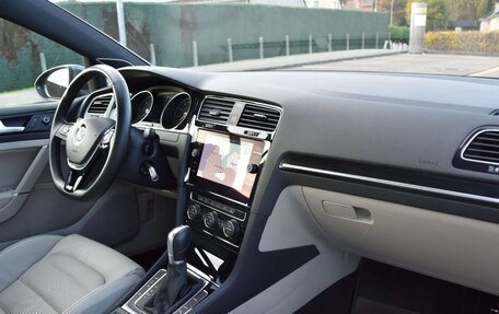 Volkswagen Golf VII, 2018 год, 2 070 000 рублей, 5 фотография