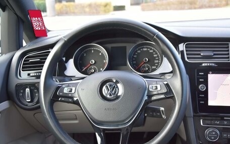 Volkswagen Golf VII, 2018 год, 2 070 000 рублей, 6 фотография