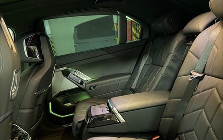 BMW 7 серия, 2025 год, 14 300 000 рублей, 24 фотография