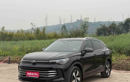 Volkswagen Tiguan, 2025 год, 4 568 000 рублей, 1 фотография