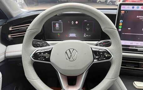 Volkswagen Tiguan, 2025 год, 4 568 000 рублей, 11 фотография