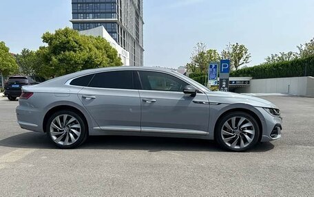 Volkswagen Passat CC, 2023 год, 4 118 000 рублей, 9 фотография