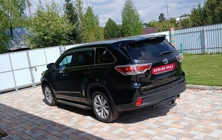 Toyota Highlander III, 2014 год, 2 769 000 рублей, 2 фотография
