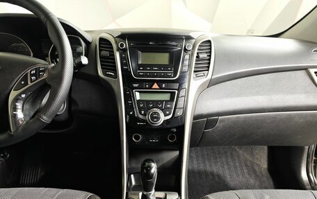 Hyundai i30 II рестайлинг, 2013 год, 629 000 рублей, 14 фотография