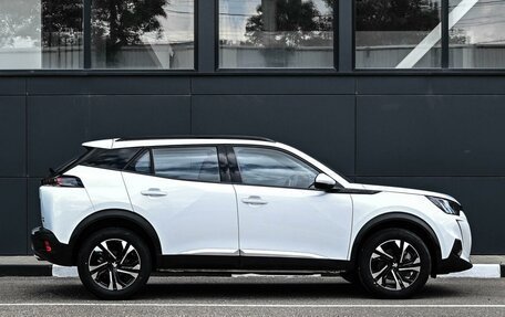 Peugeot 2008 II, 2021 год, 2 099 000 рублей, 5 фотография