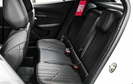 Peugeot 2008 II, 2021 год, 2 099 000 рублей, 12 фотография