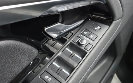 Land Rover Range Rover Evoque II, 2020 год, 2 790 222 рублей, 26 фотография