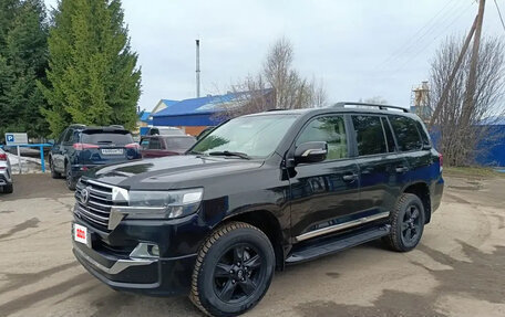 Toyota Land Cruiser 200, 2010 год, 3 000 000 рублей, 6 фотография