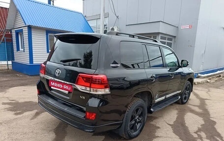 Toyota Land Cruiser 200, 2010 год, 3 000 000 рублей, 4 фотография