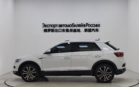 Volkswagen T-Roc I, 2021 год, 2 200 000 рублей, 5 фотография