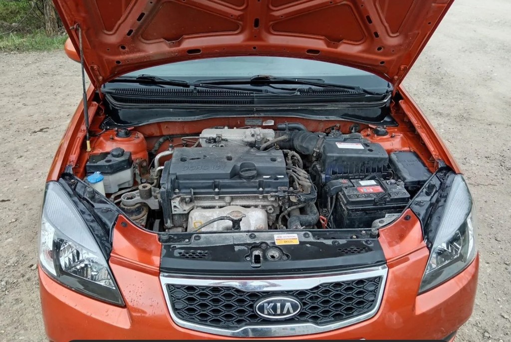 KIA Rio II рестайлинг, 2011 год, 700 000 рублей, 2 фотография