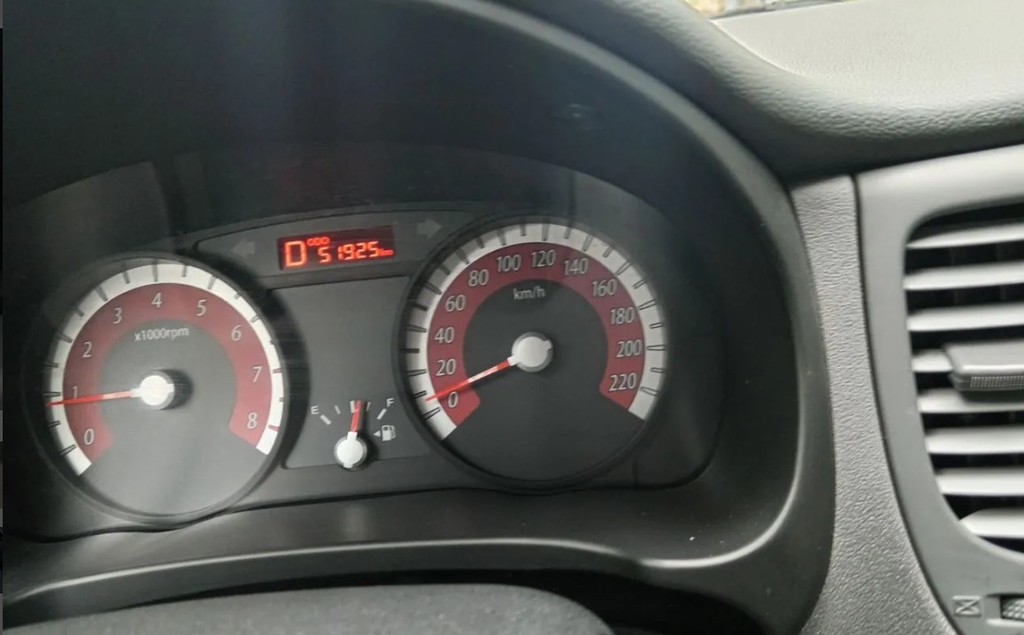 KIA Rio II рестайлинг, 2011 год, 700 000 рублей, 8 фотография