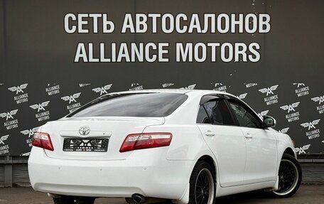 Toyota Camry, 2011 год, 1 110 000 рублей, 8 фотография