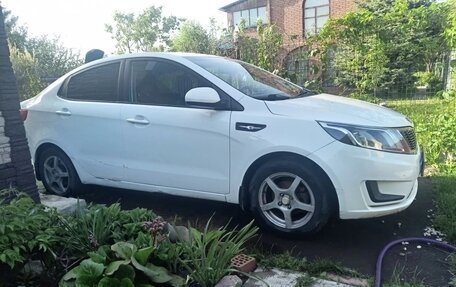 KIA Rio III рестайлинг, 2013 год, 620 000 рублей, 5 фотография