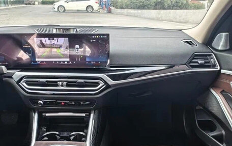 BMW 3 серия, 2022 год, 3 080 000 рублей, 11 фотография