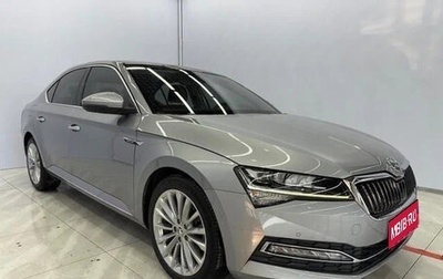 Skoda Superb III рестайлинг, 2022 год, 1 730 000 рублей, 1 фотография