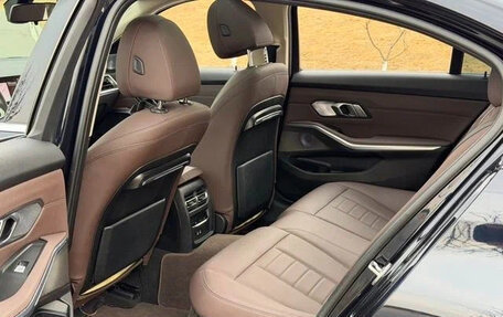 BMW 3 серия, 2022 год, 2 690 000 рублей, 12 фотография